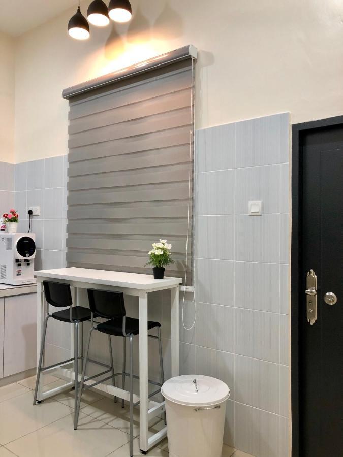 Rumahku Homestay, Taman Jasin Perdana Exterior foto